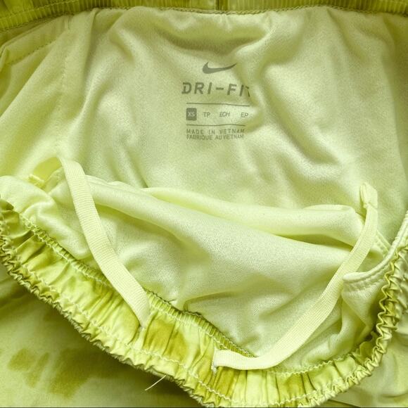 NWT‎ Nike Surf To Sport Tempo Dri-Fit Shorts - Picture 6 of 6